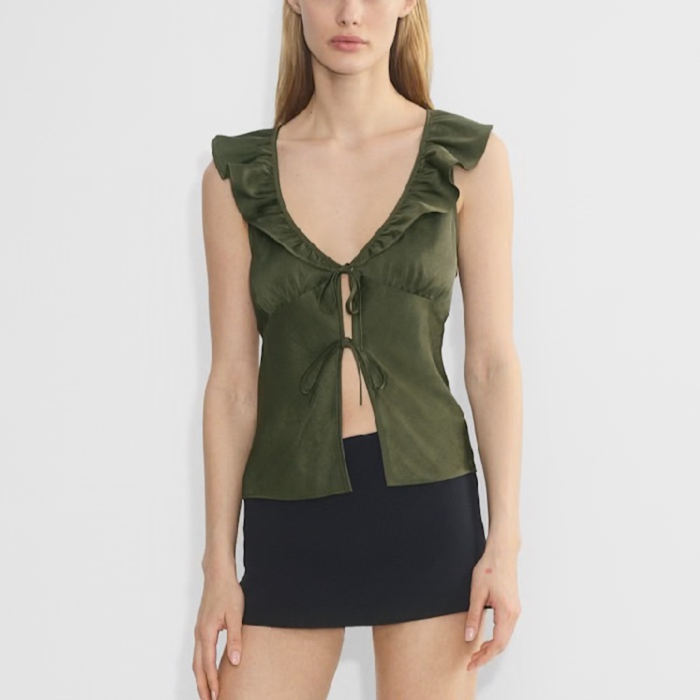 Aritzia ruffle blouse